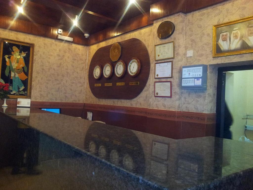 Omar Al Khayam Hotel Manama Exterior photo